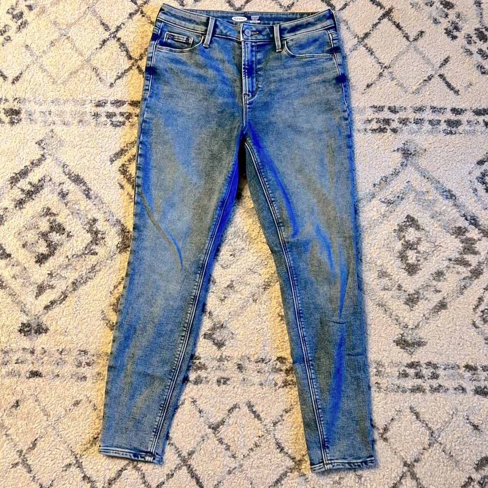 OLD NAVY ROCKSTAR LIGHT WASH HIGH RISE SUPER SKINNY JEANS BUILT-IN WARM SIZE 8
